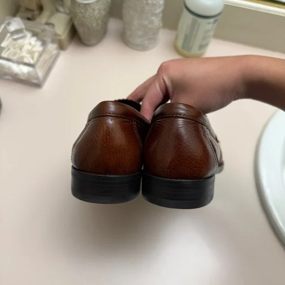 Tory Burch Classic Loafer in Negroni - Picture 3 of 11